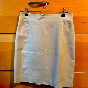 H&M women’s tan pencil skirtt